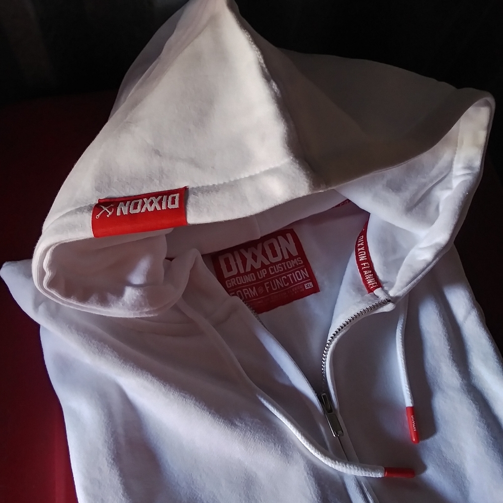 🚨 Dixxon Zip Up Hoodie (white)